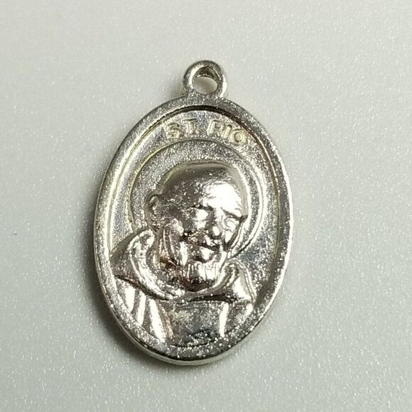 Vintage Saint Pio Oval Silver Tone Pendant Charm Medallion, Religious Cross - Picture 5 of 8